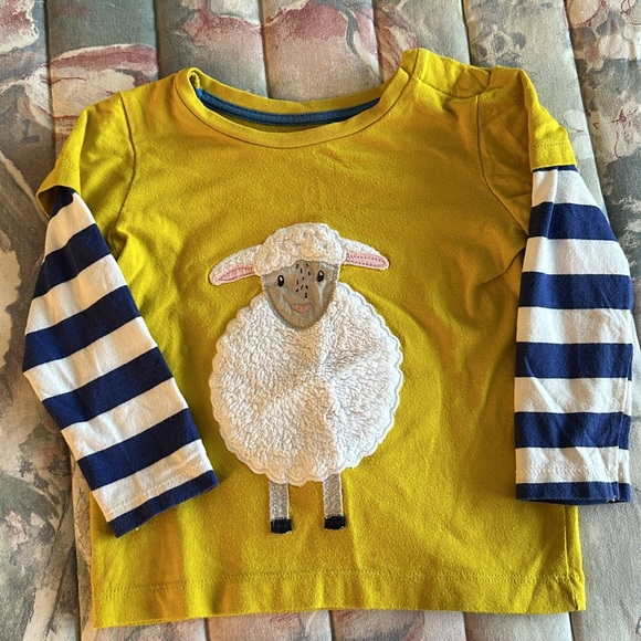 Baby Boden, cute shirt with appliqué little sheep on front and on the back. - Picture 4 of 6